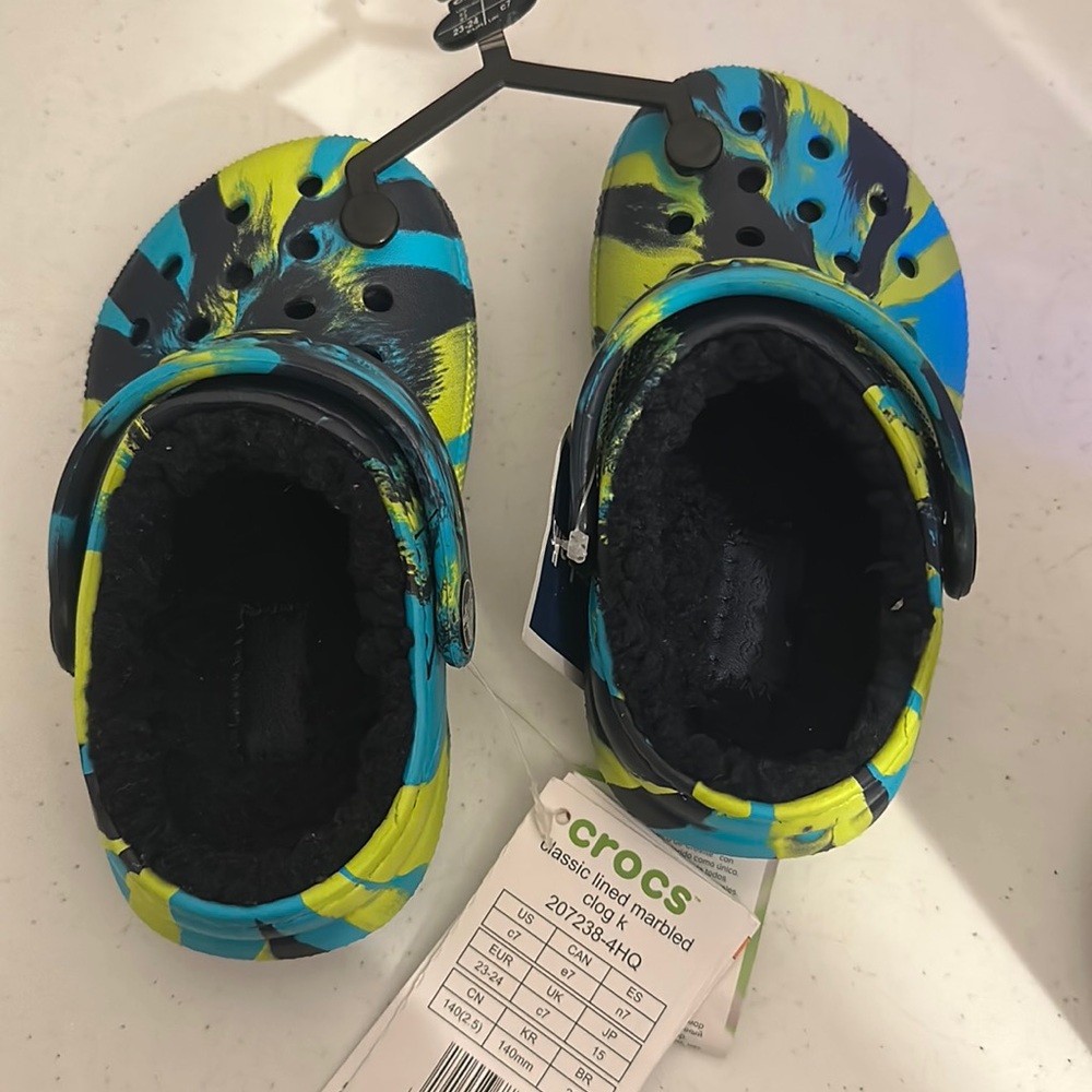 Baby crocs size 7